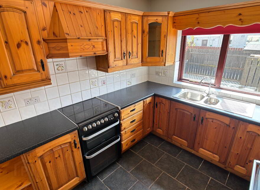 37 Irwin Place, Donaghcloney, BT66 7LN