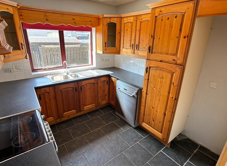 37 Irwin Place, Donaghcloney, BT66 7LN