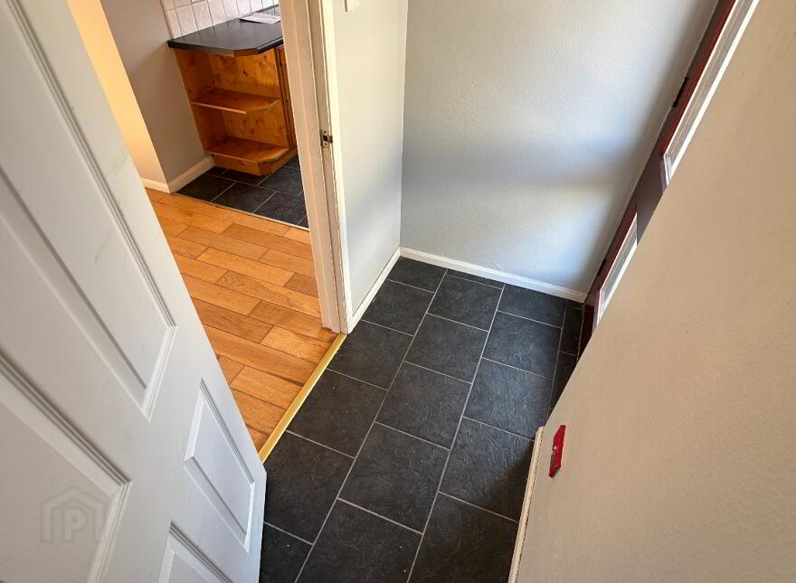 37 Irwin Place, Donaghcloney, BT66 7LN