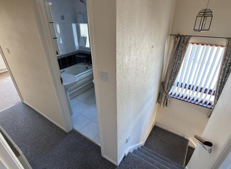 37 Irwin Place, Donaghcloney, BT66 7LN