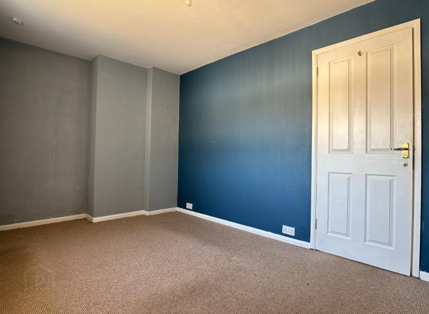 37 Irwin Place, Donaghcloney, BT66 7LN