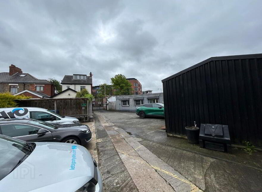 (Lot 1) 4A Connsbrook Avenue, Belfast, BT4 1JT