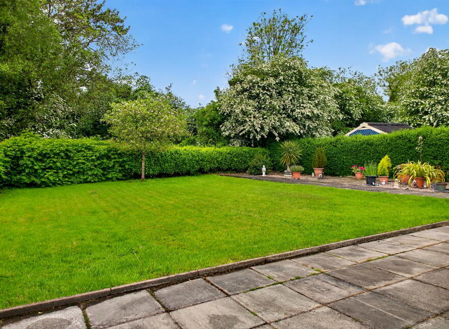 14 Parkmore Drive, Ballymena, BT43 5DT
