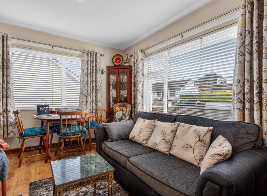 14 Parkmore Drive, Ballymena, BT43 5DT
