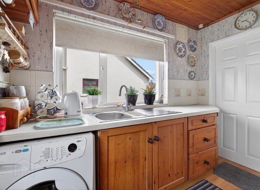 14 Parkmore Drive, Ballymena, BT43 5DT