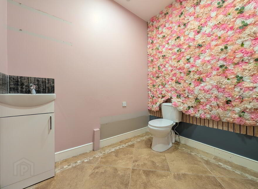 E The Courtyard, 21 Dundrum Road, Newcastle, BT33 0BG