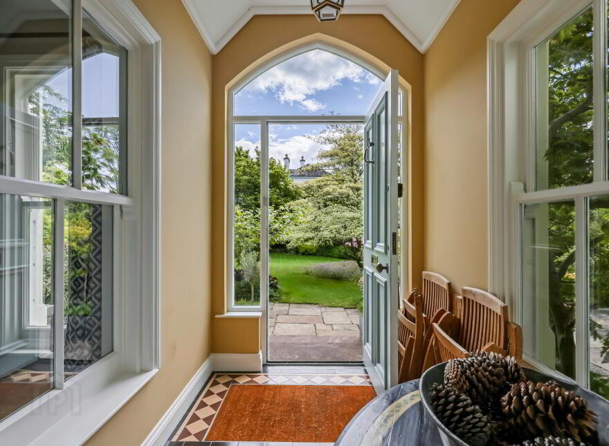 Slinden House, 21 Station Road, Holywood, BT18 0BP