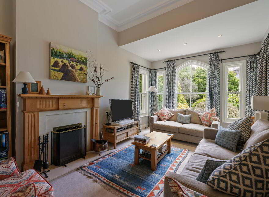 Slinden House, 21 Station Road, Holywood, BT18 0BP
