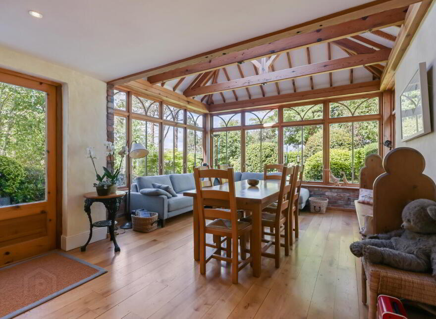 Slinden House, 21 Station Road, Holywood, BT18 0BP