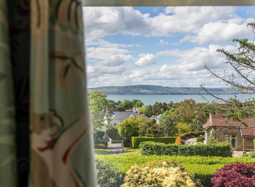 Slinden House, 21 Station Road, Holywood, BT18 0BP
