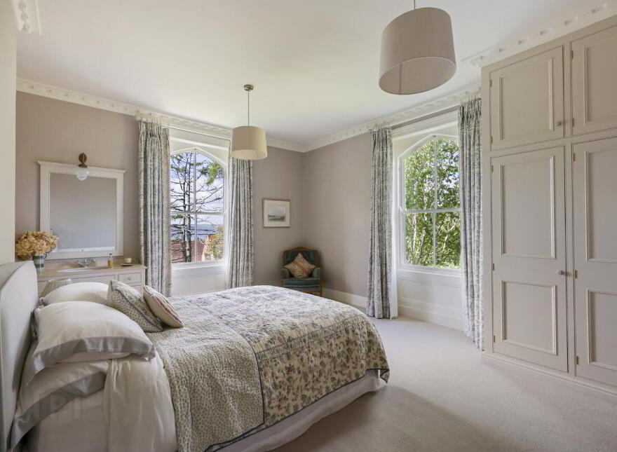 Slinden House, 21 Station Road, Holywood, BT18 0BP