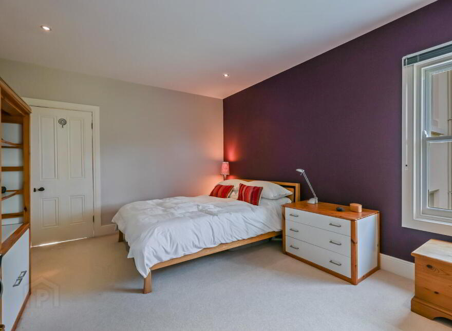 Slinden House, 21 Station Road, Holywood, BT18 0BP