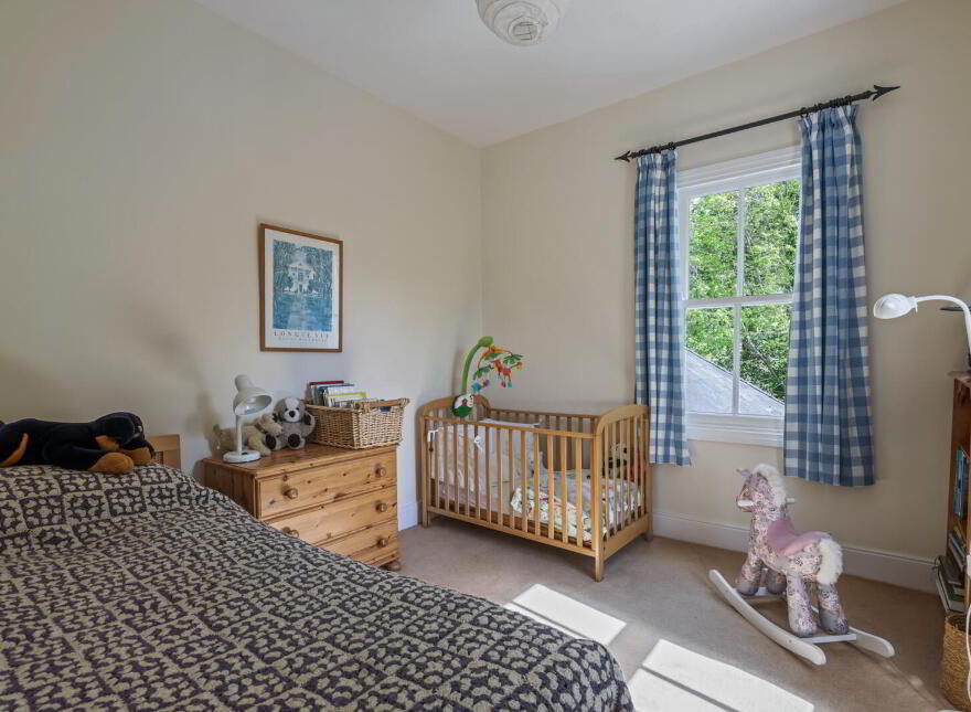 Slinden House, 21 Station Road, Holywood, BT18 0BP