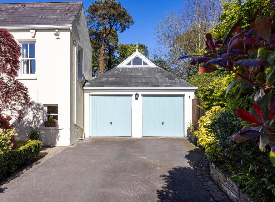 Slinden House, 21 Station Road, Holywood, BT18 0BP
