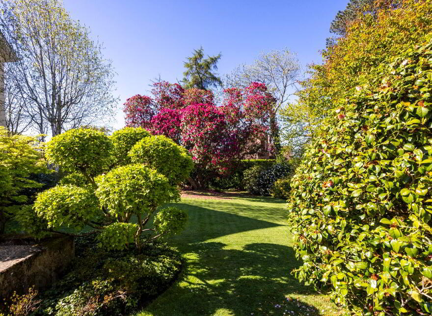 Slinden House, 21 Station Road, Holywood, BT18 0BP