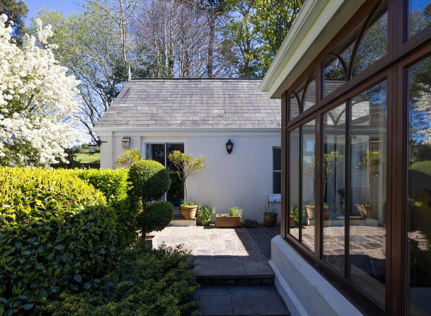 Slinden House, 21 Station Road, Holywood, BT18 0BP