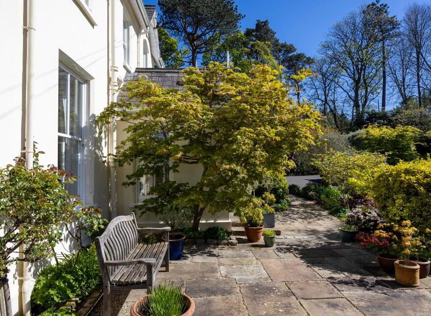 Slinden House, 21 Station Road, Holywood, BT18 0BP