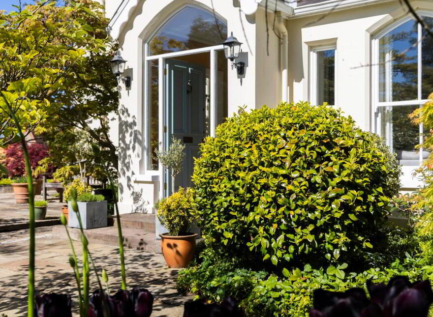 Slinden House, 21 Station Road, Holywood, BT18 0BP