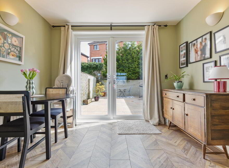 36 Castlemore Avenue, Belfast, BT6 9RF