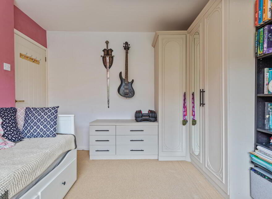 36 Castlemore Avenue, Belfast, BT6 9RF
