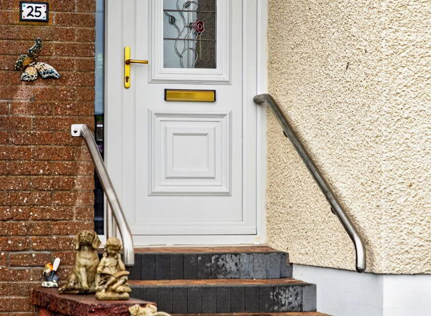 25 Sandmount Park, Ballymena, BT42 1DS