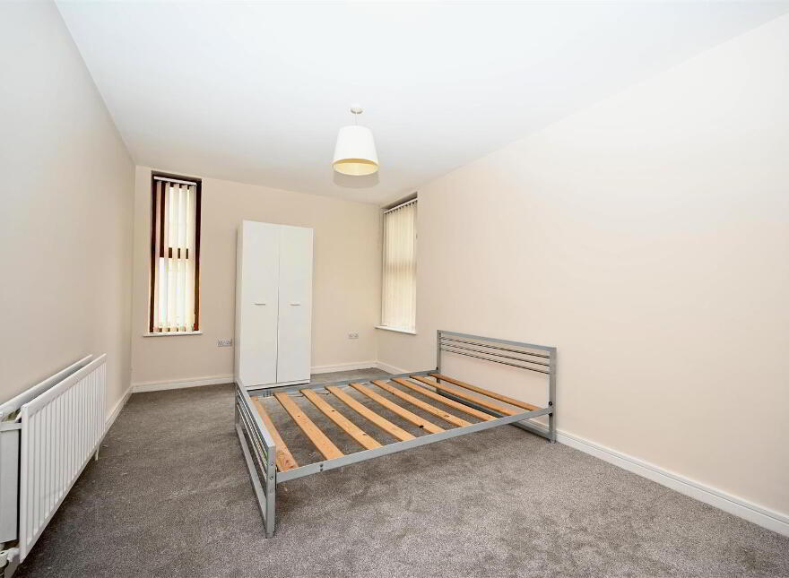 Apt 16, Park View, Dunmurry, Belfast, BT17 9RD
