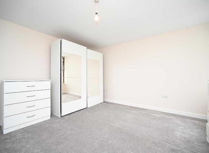 Apt 16, Park View, Dunmurry, Belfast, BT17 9RD