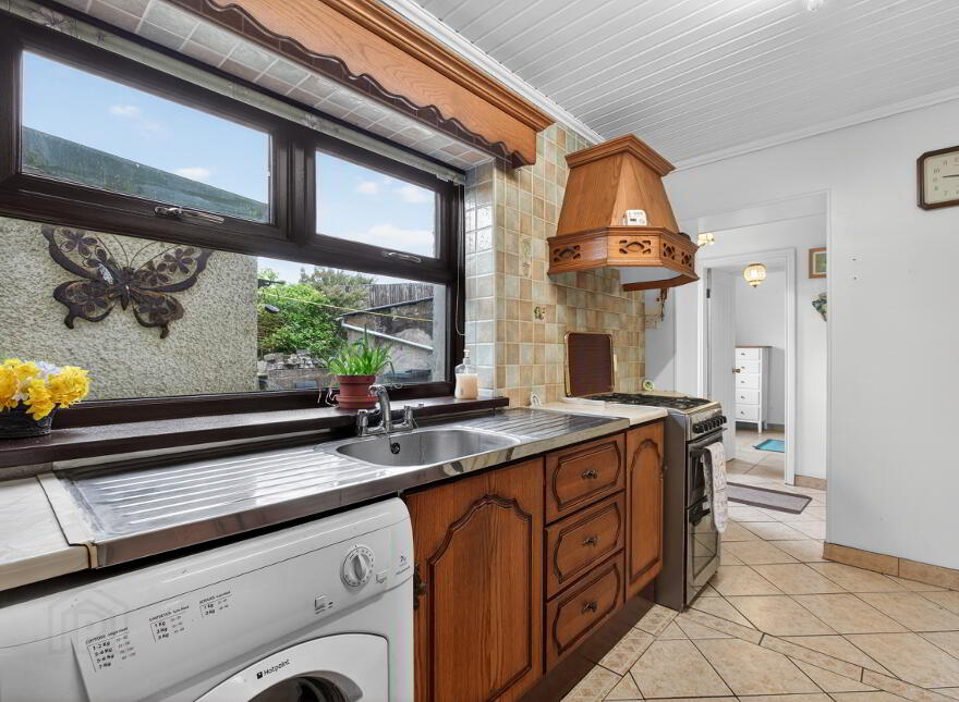 1 Lisnagarran Lane, Cullybackey, Ballymena, BT42 1EZ