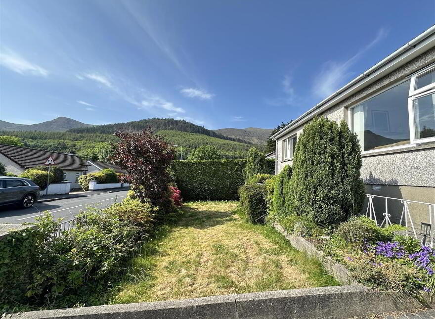 6 Kinghill Avenue, Newcastle, BT33 0DE