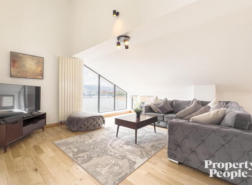 Apartment 17 Pottinger's Quay 25 Short Strand, Belfast, BT5 4AS