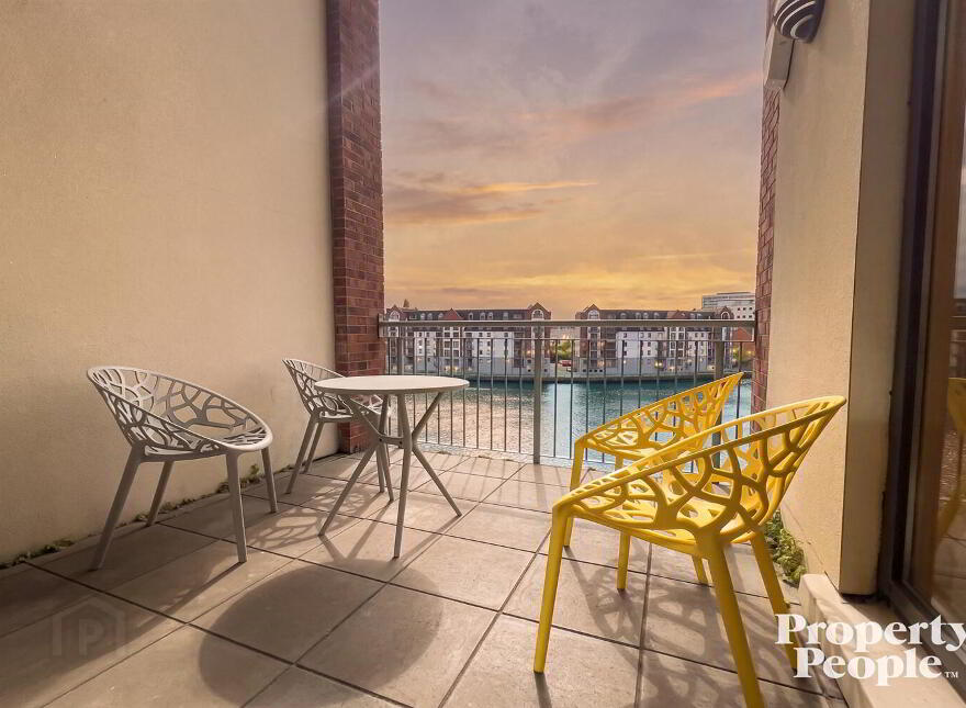Apartment 17 Pottinger's Quay 25 Short Strand, Belfast, BT5 4AS