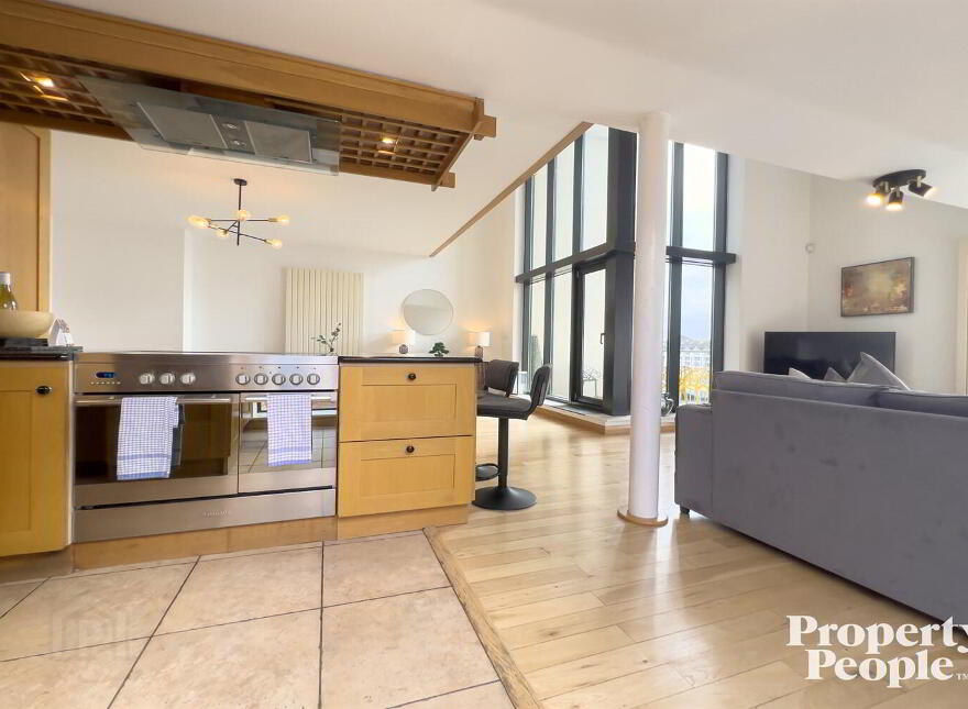 Apartment 17 Pottinger's Quay 25 Short Strand, Belfast, BT5 4AS
