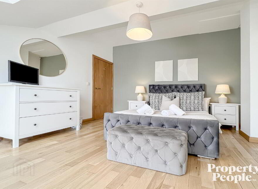 Apartment 17 Pottinger's Quay 25 Short Strand, Belfast, BT5 4AS