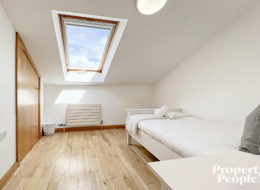 Apartment 17 Pottinger's Quay 25 Short Strand, Belfast, BT5 4AS