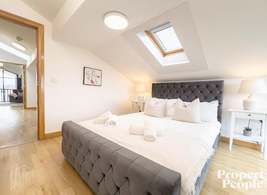 Apartment 17 Pottinger's Quay 25 Short Strand, Belfast, BT5 4AS