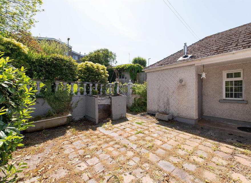 4 Vianstown Road, Downpatrick, BT30 6DQ