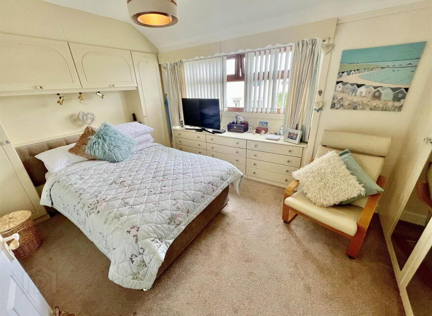 24 Earl Haig Park, Ardenlee Avenue, Belfast, BT6 8NR