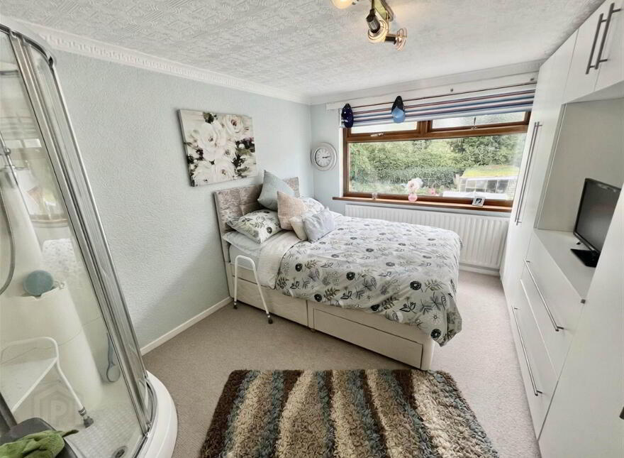 24 Earl Haig Park, Ardenlee Avenue, Belfast, BT6 8NR