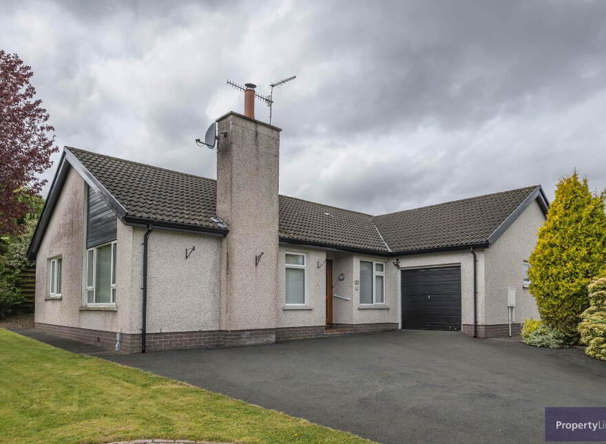 21 Cavanacaw Park, Armagh, BT60 2EA
