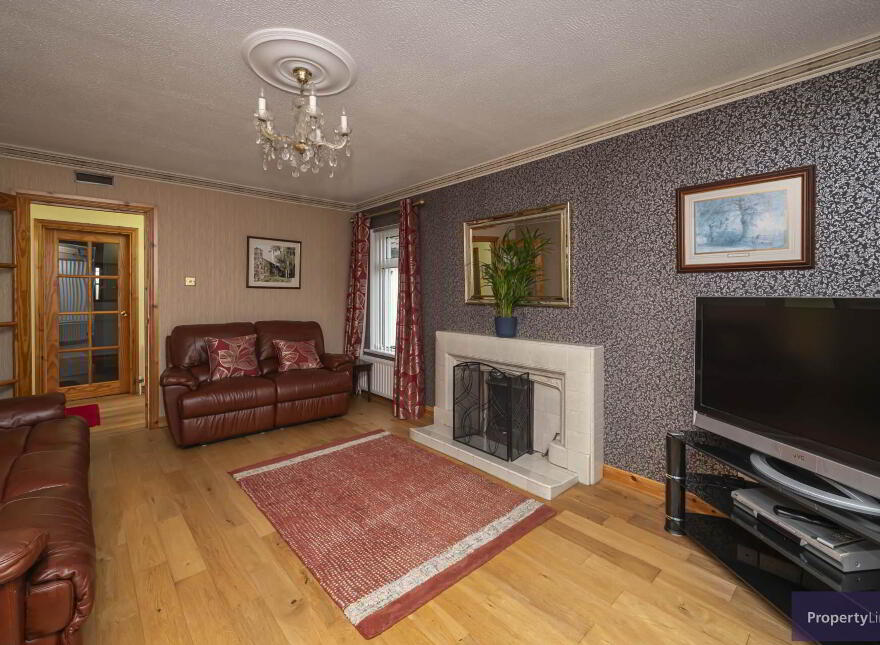 21 Cavanacaw Park, Armagh, BT60 2EA