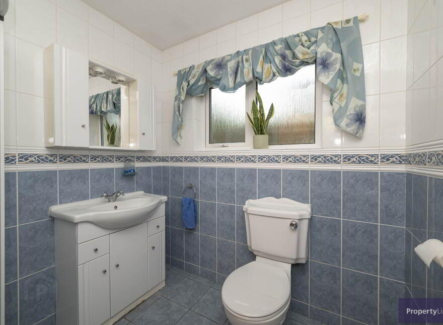 21 Cavanacaw Park, Armagh, BT60 2EA