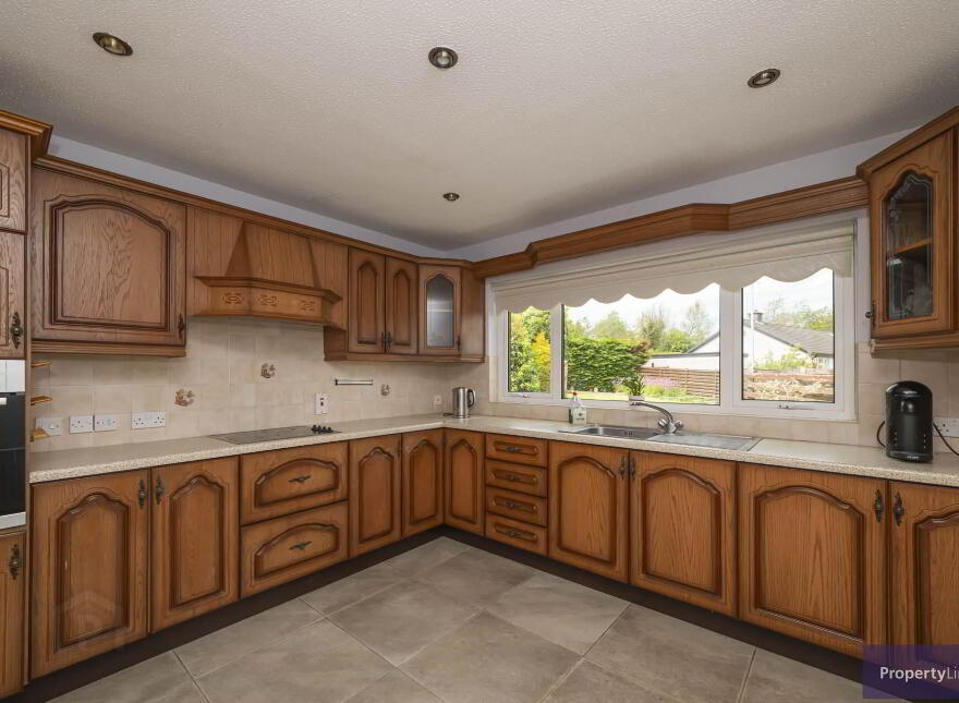 21 Cavanacaw Park, Armagh, BT60 2EA