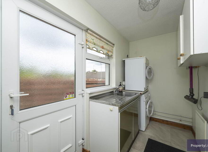 21 Cavanacaw Park, Armagh, BT60 2EA