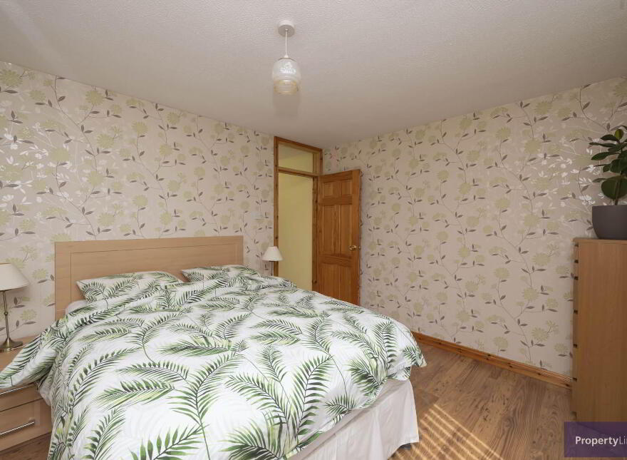 21 Cavanacaw Park, Armagh, BT60 2EA