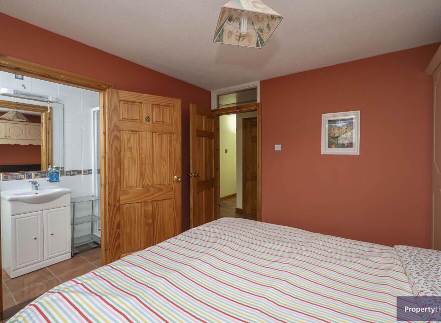 21 Cavanacaw Park, Armagh, BT60 2EA