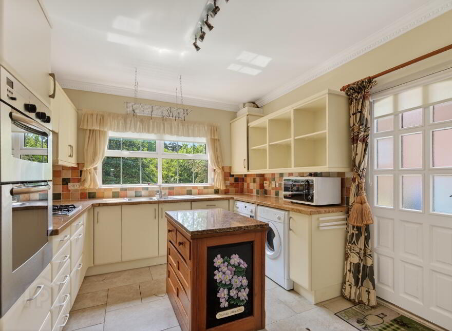 4 Craigtara, My Ladys Mile, Holywood, BT18 9EE