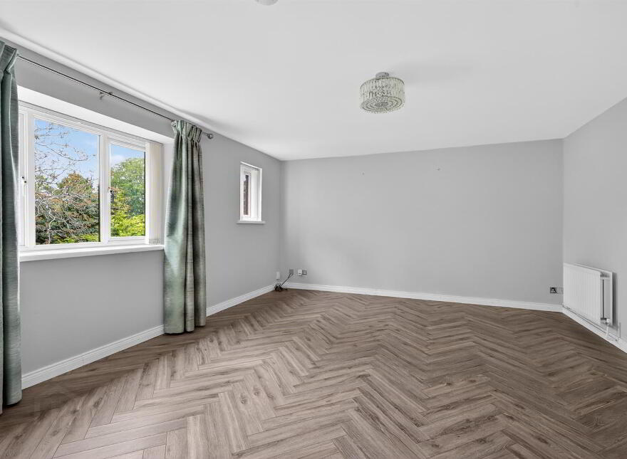 12 Kings Court, Belfast, BT10 0AF