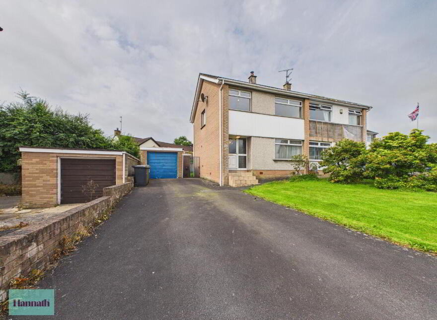 24 Knockview Drive, Tandragee, Craigavon, BT62 2BH