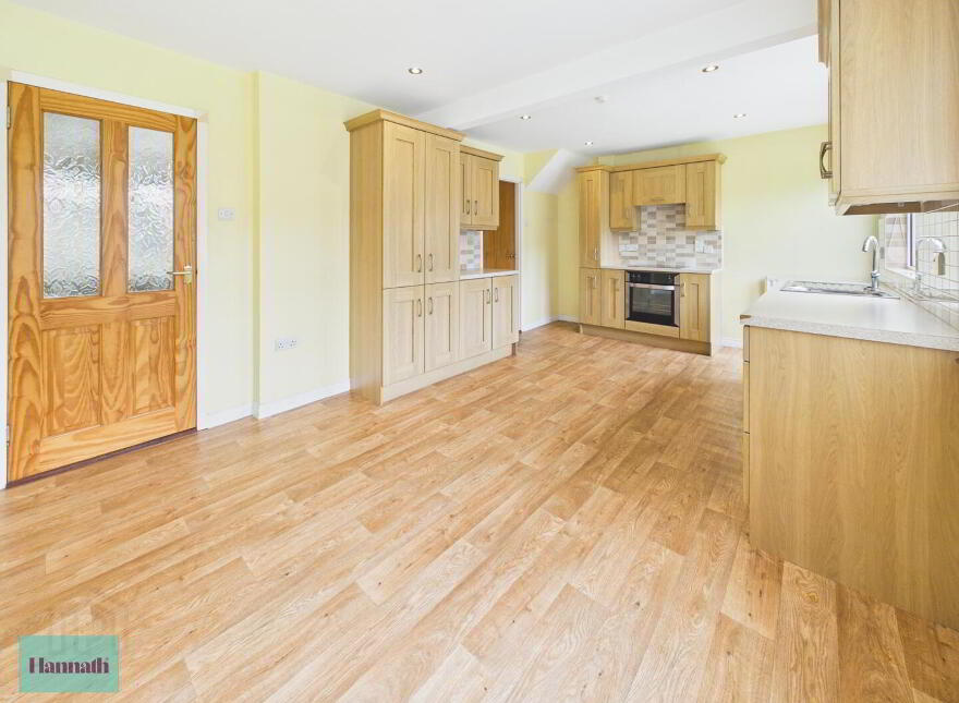 24 Knockview Drive, Tandragee, Craigavon, BT62 2BH