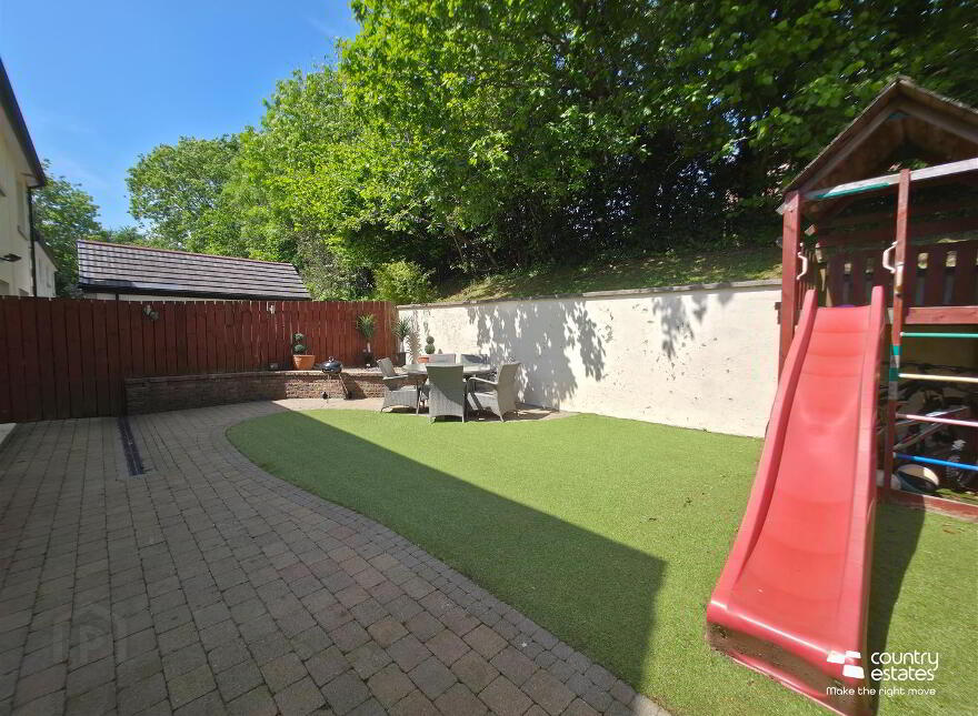 25 Rogan Manor, Newtownabbey, BT36 4BD